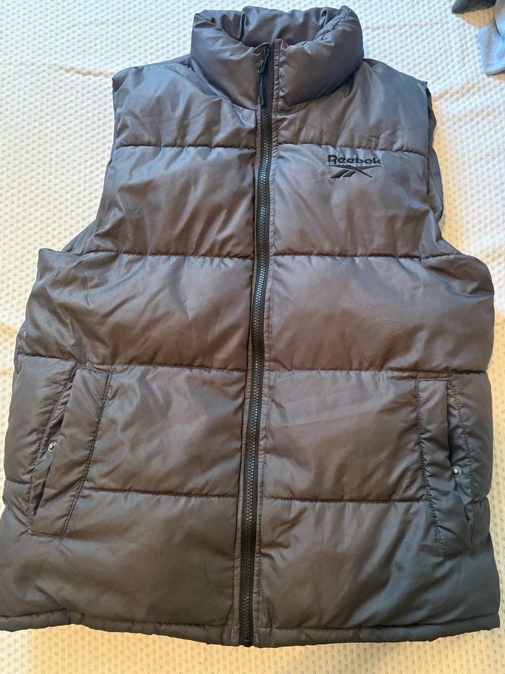 Reebok Men's Quilted Puffer Vest in Charcoal Gray